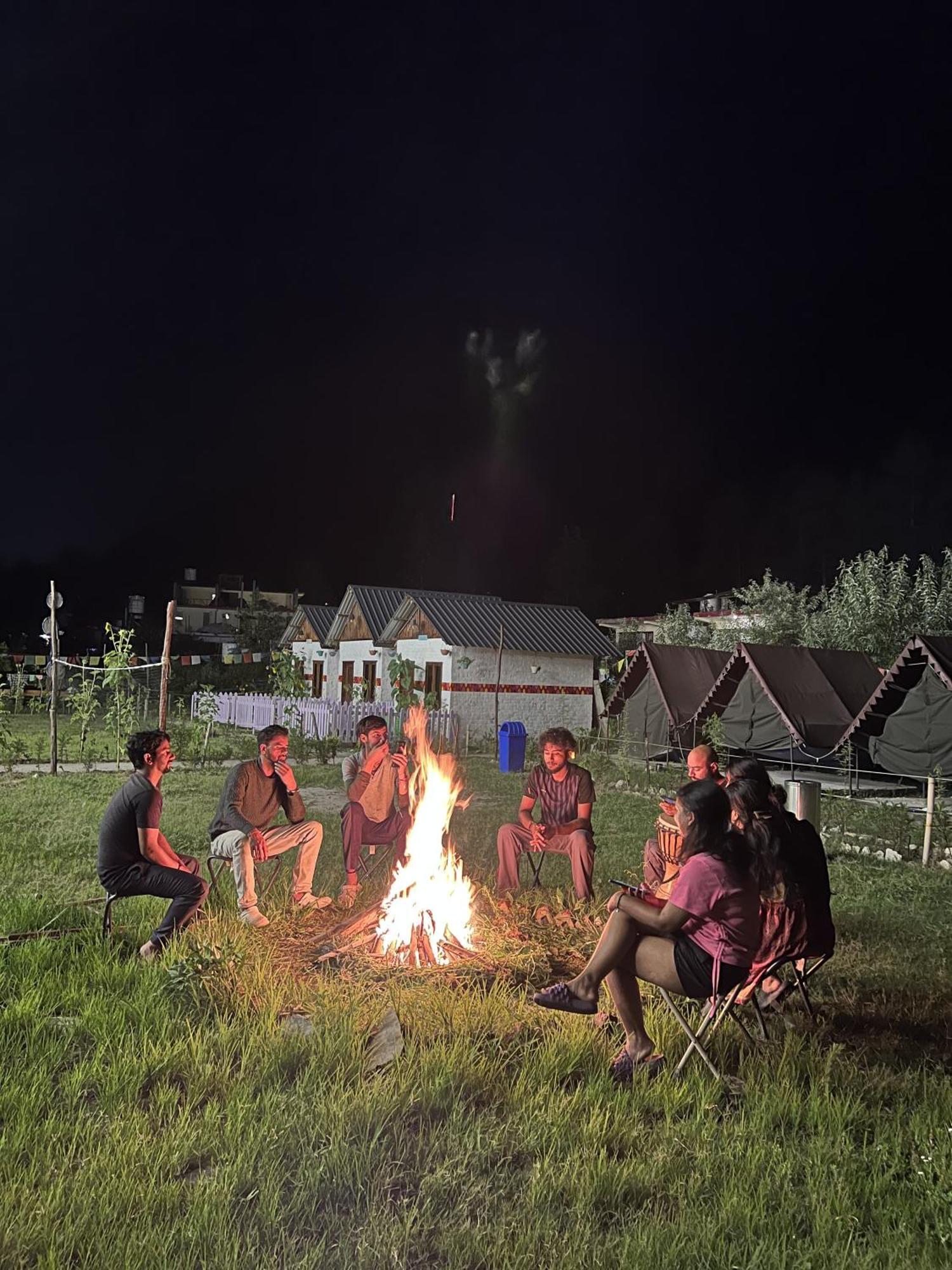 Himtrek Stay Kasol Exterior foto